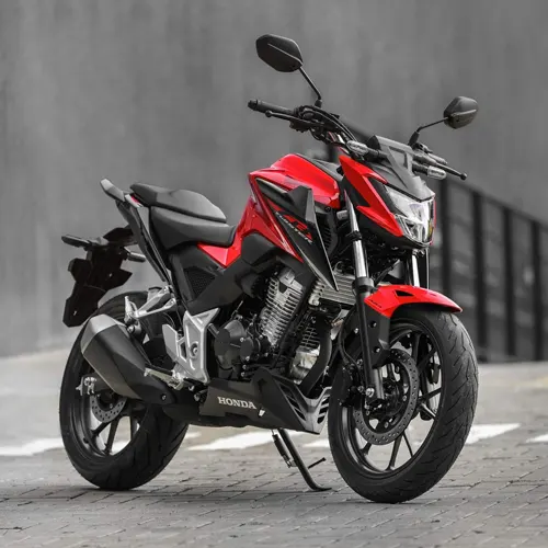 Moto Honda CB 300F Twister